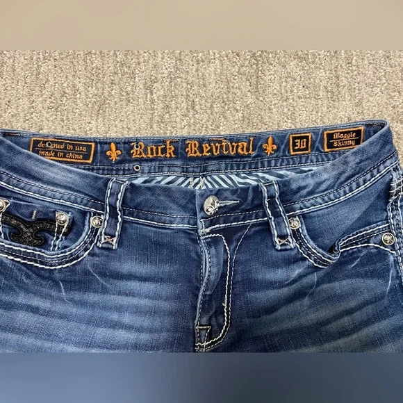 Rock Revival jeans - Picture 5 of 9